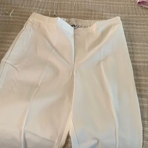 Isaac Mizrahi Live, size 10, white